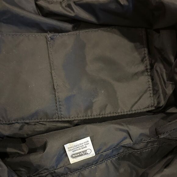 LeSportsac Black Shiny Double Strap Overnight Bag - Picture 6 of 6